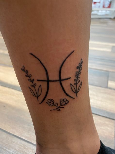 Simple Pisces Tattoo, Boyfriend Scrapbook, Pisces Tattoo, Meaningful Tattoo Quotes, Pisces Tattoos, Meaningful Tattoo, Meaningful Tattoos, Cute Tattoos, Simple Tattoos