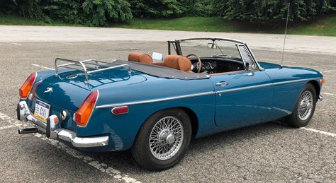 Teal Blue Paint, Morris Garages, Mg Mgb, Wire Wheel, Luggage Rack, Gasoline Engine, Classic Cars Vintage, New Tyres, Engine Types