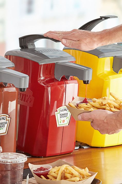 Person using condiment dispenser to put ketchup in container with french fries. Food Cart Business, Condiment Dispensers, Kitchen Materials, Condiment Dispenser, Decor Inspiration Diy, Profitable Crafts, Food Dispensers, Heinz Ketchup, Restaurant Supply Store