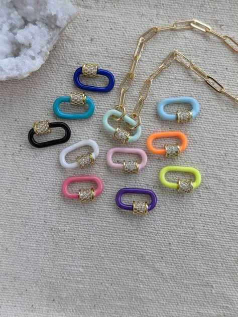 - enamel carabiner lock - chain is 16" + 2" extension- screw charm approx 3/4" long- cz accents☆ Style option to purchase the necklace as pictured or the Carabiner only♡ can wear alone or layered* If you would like a different length of chain can select "carabiner only" and purchase your desired chain length seperate here ⬇️https://www.etsy.com/listing/773867462/carabiner-chain-paperclip-chain?ref=shop_home_feat_2To explore all carabiner chain options ⬇️https://www.etsy.com/shop/Ezrasbox?ref=sea Carabeaner Necklace, Carabiner Charm Necklace, Carabiner Jewelry, Carabiner Necklace, Necklace Lock, Charm Necklace Diy, Jennifer Lee, Lock Chain, Necklace Charms