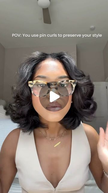 VoiceOfHair ®️ on Instagram: "Try this hack to preserve your curls😍⁣ ⁣ Love this tutorial by @a.wilkyy ❤️ This is tried and true way to ensure your curls stay in tact after getting your silk press🙌🏾 The body and bounce on her hair is gorgeous 🔥 ⁣⁣ Do you use this method?✨ #voiceofhair ⁣⁣ ⁣⁣ #hairhacks #pincurls #rollerset #silkpress  #heatlesscurls #blowout #blackgirlhair #hairtutorials #curlybob" Black Women Silk Press Natural Hair Curls, Silk Press With Rollers, Silk Press Natural Hair Short Curls, Flexi Rods On Silk Press, Curled Silk Press, Curls On Silk Press, Black Women Silk Press Natural Hair, Silk Press Curls Natural Hair, Layered Silk Press