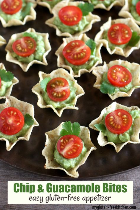 Chips and Guacamole Bites - This easy gluten-free appetizer is made with scoop chips, homemade guacamole, tomatoes and cilantro. Dairy-free or add cheese. Non Dairy Appetizers Easy, Dairy Free Finger Foods, Dairy Free Appetizers Easy, Non Dairy Appetizers, Lactose Free Appetizers, Appetizer Boards, Chips Homemade, Chips And Guacamole, Guacamole Bites