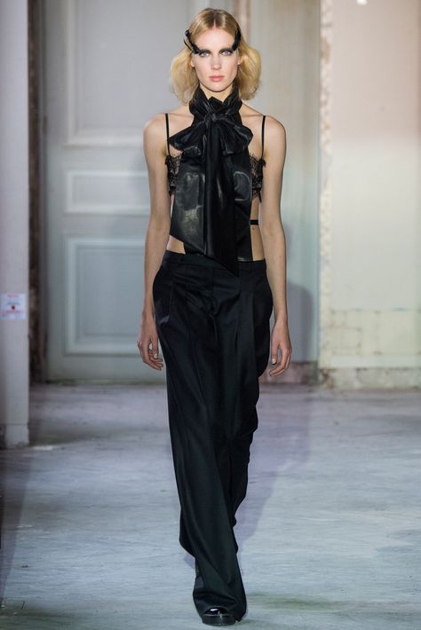 Veronique Branquinho Fall 2015 Ready-to-Wear Fashion Show Look 6 Veronique Branquinho, Trend Council, Fall 2015 Style, Fall 2015, Dress Codes, Modern Luxury, Paris Fashion, Paris Fashion Week, Designer Fashion