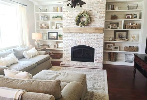 Cozy Fireplace ideas to bring the holidays directly to your living space White Wash Brick Fireplace, Design Camino, Fireplace Bookshelves, Furnitur Ruang Keluarga, Fireplace Shelves, White Wash Brick, Fireplace Built Ins, Muebles Living, Decor Ikea