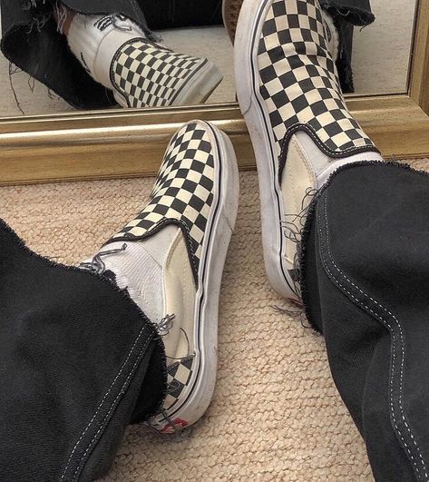 Checkered Vans Aesthetic, Check Vans, Estilo Vans, Van Shoes, Vans Checkerboard Slip On, Vans Aesthetic, Checkerboard Vans, Vans Slip On Shoes, Boys Vans