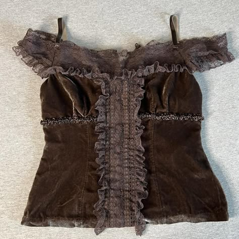 brown vintage y2k velvet and lace tank top! brand is... - Depop Whimsigoth Outfits, Thrift Manifestation, Depop Clothes, Brown Lace Top, Friends Mood, Grunge Witch, Tank Top Layered, Outfit Grunge, Brown Y2k