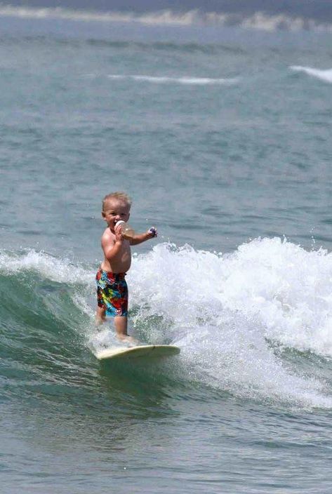 Photo Surf, Surf Pool, Mavericks Surfing, Canoe Boat, Waves Photos, Surfing Pictures, Paddle Surfing, Surf Lifestyle, Fishing Adventure