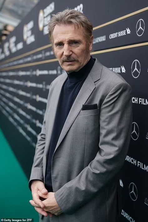 Single Liam Neeson, 72, says he's 'madly in love' with co-star Pamela Anderson, 57, in gushing interview | Daily Mail Online Liam Neeson Selfie 2024, Bryan Mills, Natasha Richardson, Sutton Foster, Prince Williams, Jordyn Woods, Colby Brock, Liam Neeson, James Franco