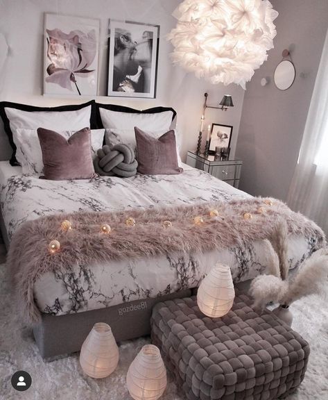 Classy Bedroom Ideas For Women, Classy Bedroom, Cozy Evening, Woman Bedroom, Redecorate Bedroom, Cozy Room Decor, Teen Bedroom Decor, Room Makeover Bedroom, Stylish Bedroom