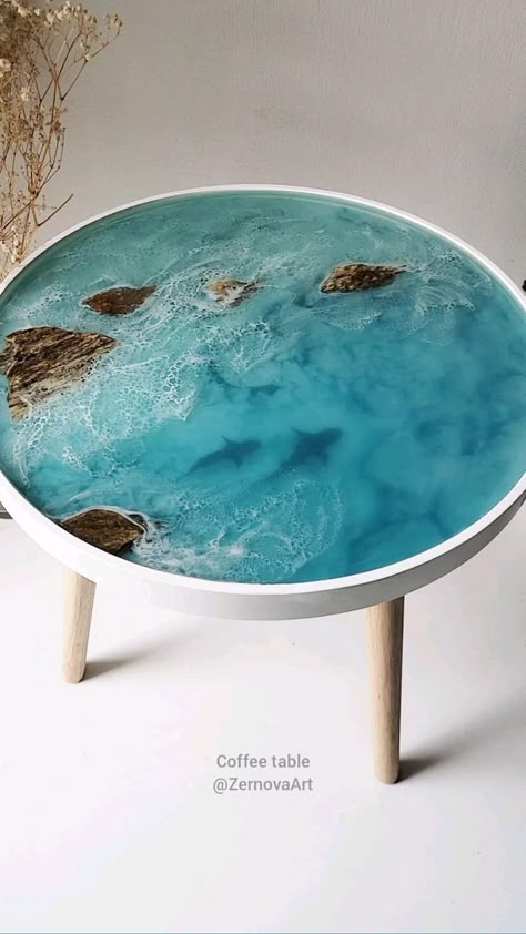 Resin Furniture Diy, Resin Round Table, Coffee Table Resin, Resin And Wood Diy, Table Resin, Resin Crafts Tutorial, Tables Kitchen, Furniture Cheap, Diy Resin Projects