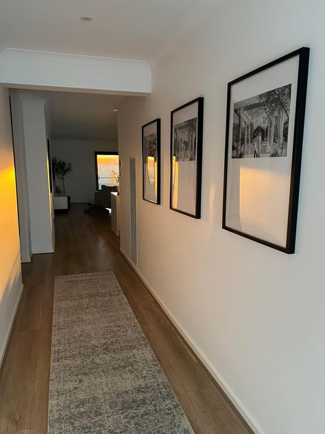 Black And Beige Hallway, New House Photo, Cream Hallway, Birch Decor, Beige Hallway, House Photo, Flat Ideas, Black And Beige, Decor Home Living Room