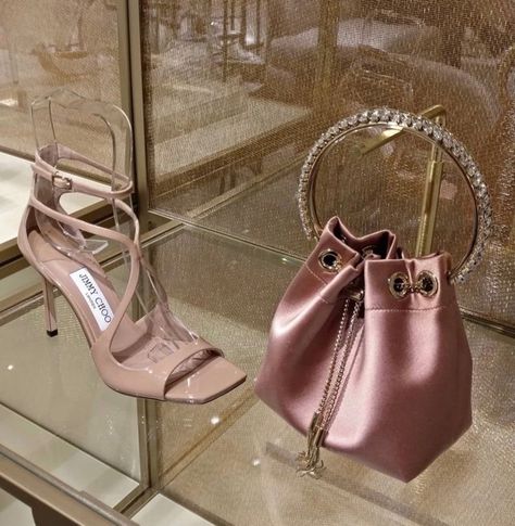 Image shared by Lucian. Find images and videos about love, fashion and style on We Heart It - the app to get lost in what you love. Soft Pink Heels, Jimmy Choo Bags, Jimmy Choo Bag, Pink Heels, Pink Leopard, Soft Pink, Jimmy Choo, Bucket Bag, Outfit Of The Day