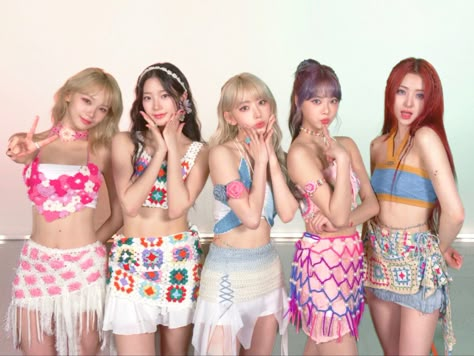 Kpop , idol , summer outfits , beach outfits , inspo , idol makeup , summer aesthetic , hair goals , girl idol , ulzzang , easy lesserafim , chaewon , yunjin , sakura , kazuha , euncha Sakura Le Sserafim Crochet, Lesserafim Smart Outfit, Le Sserafim Easy Outfits, Le Sserafim Smart Outfits, Easy Le Sserafim, Le Sserafim Outfit, Lesserafim Smart, Smart Lesserafim, Le Sserafim Members