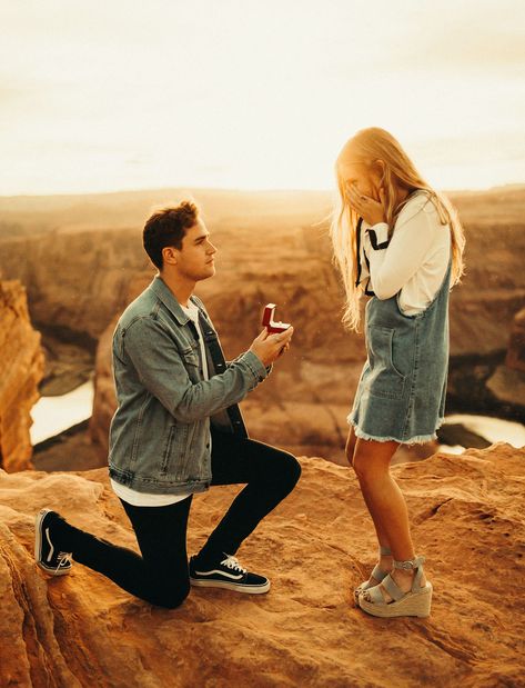 Proposal Pictures, Surprise Engagement, Cute Surprises, Proposal Photography, Proposal Photos, Romantic Proposal, Toxic Relationship, Wedding Proposals, Dear Future Husband