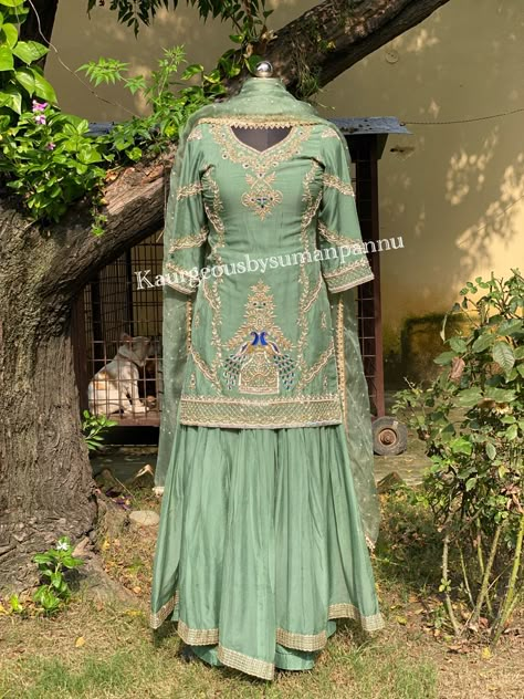 Jaggo Outfits Punjabi, Punjabi Jago Outfits, Jaggo Lengha, Jaggo Outfit Punjabi, Green Punjabi Suit, Suit Embroidery Designs, Collar Kurti Design, Designer Suits For Wedding, Collar Kurti