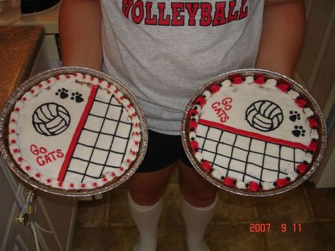 Volleyball Birthday Cakes, Volleyball Party Decorations, Volleyball Locker Decorations, Volleyball Cookies, Giant Chocolate Chip Cookies, Volleyball Party, Professional Volleyball, Giant Chocolate Chip Cookie, Sport Cakes