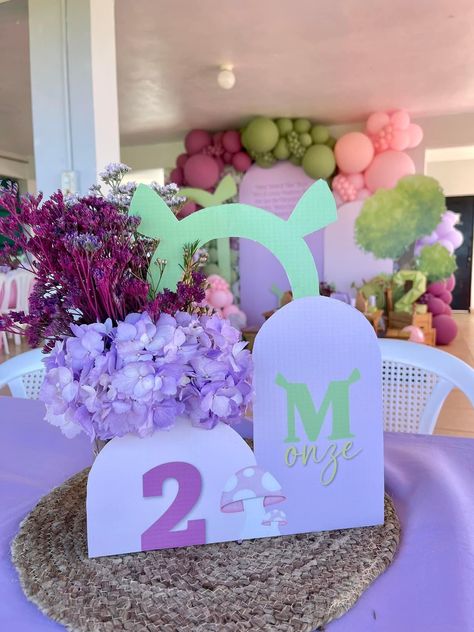 Shrek Girl Birthday Party, Fiona Birthday Party, Shrek Birthday Party, Kylie Baby Shower, Shrek Birthday, Shrek Cake, Shrek Party, Movie Night Birthday Party, Bday Party Theme