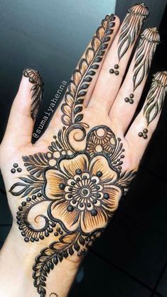 Henna Flower Designs, Mehandhi Designs, Tato Henna, Eid Mehndi Designs, Mehndi Designs 2018, Henna Tattoo Designs Hand, Henna Art Designs, Latest Henna Designs, Beginner Henna Designs