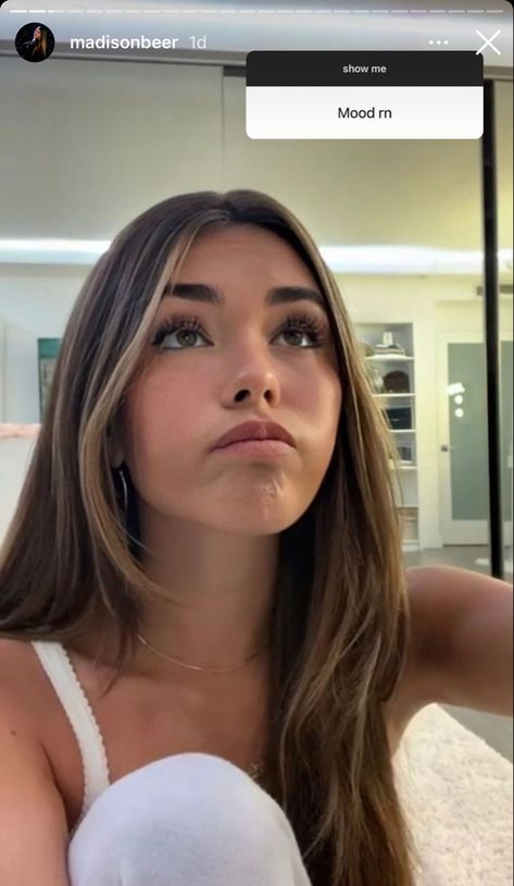 Madison Beer Hair, Brunette Ombre, Brown Hair Looks, Brown Hair Inspo, Brunette Balayage, Brunette Hair With Highlights, Hair Streaks, Brown Hair Balayage, Hair Stylies