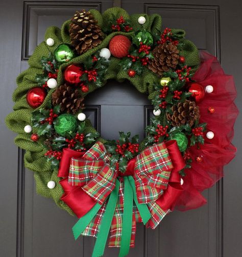 Chrisymas Wreath With Ornages, Christmas Fabric Crafts Wreaths & Garlands, Red Green And Gold Christmas Wreaths, Aqua And Red Christmas Wreath, Grinch Christmas Wreaths & Garlands, Red Christmas Wreath, Classic Wreath, Pretty Christmas Decorations, Straw Wreath