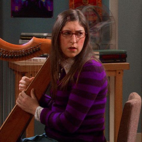 Amy Farrah Fowler, Mayim Bialik, Dream Fashion, The Big Bang Theory, Alexandra Daddario, Big Bang Theory, Big Bang, Literally Me, Movies Showing