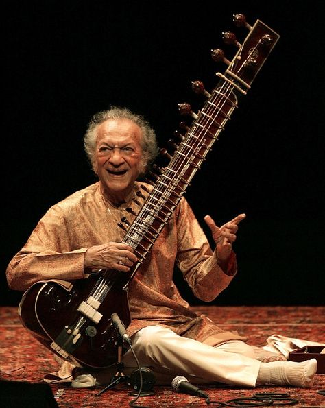 Ravi Shankar on stage with his sitar Sitar Instrument, Indian Instruments, Hindustani Classical Music, Indian Musical Instruments, Ravi Shankar, Indian Classical Music, Norah Jones, Classical Musicians, Jazz Artists