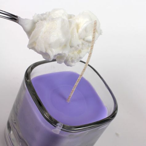 Candle Frosting, Whipped Wax Candles, Hand Dipped Candles, Candle Tart, Candle Kits, Candle Making Business, Soy Candle Making, Food Candles, Candle Making Supplies