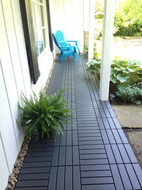 Interlocking deck tiles