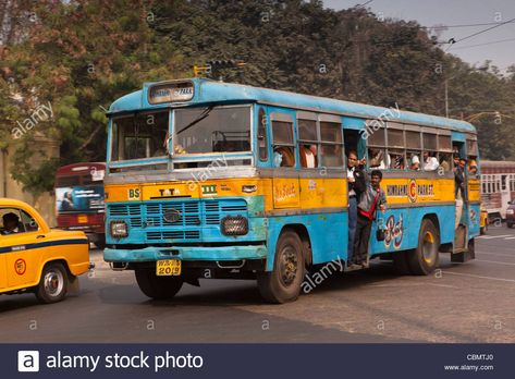 Kolkata Bus, Memory Drawing, Sticker Inspo, Street Stock, Project Work, India Photography, Human Anatomy Drawing, Anatomy Drawing, West Bengal