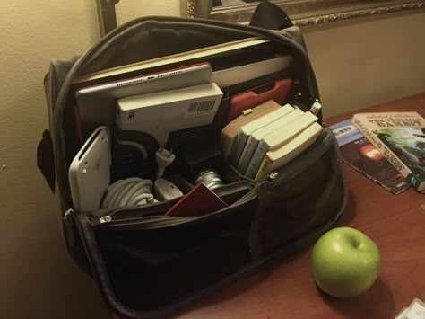 What’s In My Bag Aesthetic, Bags For Books, Back To University, Emma Ross, You Are My Moon, Romanticize School, Romanticising School, Chaotic Academia, Inside My Bag