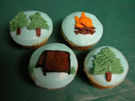 Camping Cupcakes by GRAMPASSTORE, via Flickr Camping Cupcakes, Camp Cupcakes, Camping Theme Cakes, Camping Cakes, Camping Theme Birthday, Camping Theme Party, Cupcake Art, Festival Camping, Camping Birthday