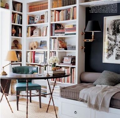 a perfect gray: sofa nook in a built-in bookcase Daybed Bookshelves, Built In Daybed, Bookshelf Ideas, Library Designs, Attic Space, Office Guest Room, Guest Room Office, Home Libraries, Studio Design