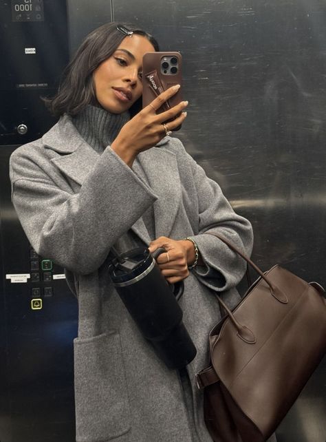 Alicia Keys Hairstyles, Rochelle Humes, Accessory Inspo, Class Outfit, Cozy Outfits, Timeless Outfits, Alicia Keys, Work Style, Fashion Styling