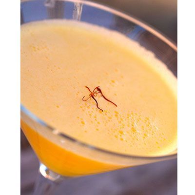 Pineapple Saffron MartiniDelish Dandelion And Burdock, Saffron Recipes, Recipe For Teens, Cocktail Appetizers, Summer Cocktail Recipes, Martini Recipes, Fruit Cocktails, Summer Drink, Fruit Drinks