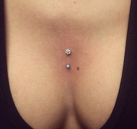 Chest Dermal Piercing Center, Chest Dermal, Chest Piercing, Microdermal Piercing, Surface Piercing, Pretty Ear Piercings, Face Piercings, Pieces Tattoo, Cool Piercings