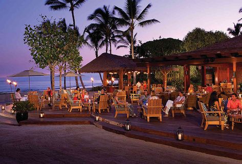 Best Beach Bars in Hawaii: St. Regis, Lava Lava Beach Club, Serenity Pool - Thrillist Hawaiian Honeymoon, Tree Bar, Hawaiian Resorts, Beach Tree, Tree Restaurant, Hotel Beach, Cozy Restaurant, Rubber Slippers, Wooden Deck