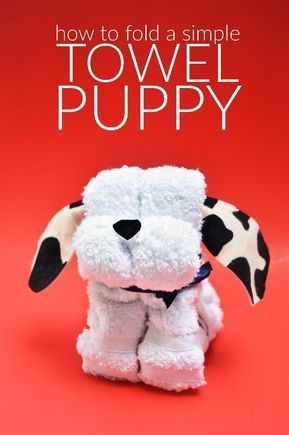 Learn how to make this adorable folded puppy dog towel for your puppy-loving kids! Valentine Plushies, How To Fold Napkins, Cloth Animals, Washcloth Animals, Towel Origami, Fold Napkins, Washcloth Crafts, Puppy Crafts, Fold Towels