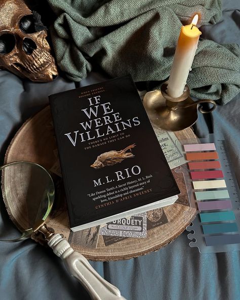 The Mysterious Bookcase on Instagram: "✨ BOOK REVIEW ✨ If We Were Villains by M L Rio 🌕🌕🌕🌕🌗 Oliver Marks has just served ten years in jail - for a murder he may or may not…" If We Were Villains Characters, If We Were Villains Book, If We Were Villains Fanart, Oliver Marks, Acting Challenge, If We Were Villains, Secondary Characters, Dark Academia Books, Books Everyone Should Read