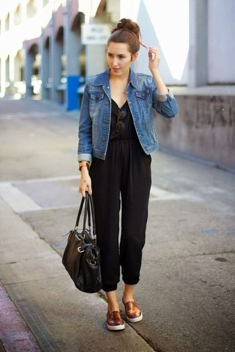 How To Wear Black Jumpsuits 2020 Work Dresses Professional, Fashionable Work Outfits, Black Jumpsuit Outfit, Work Outfits Frauen, Fashionable Work Outfit, Sneaker Outfits, Work Dresses For Women, Winter Dress Outfits, City Outfits