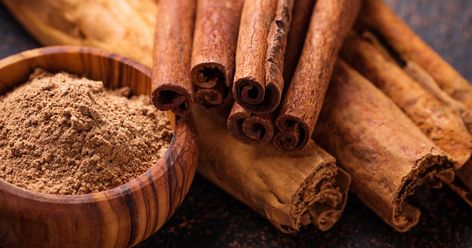 Cinnamon Water, Penzeys Spices, Five Spice Powder, Ceylon Cinnamon, Cinnamon Essential Oil, Healthy Juice Recipes, Cinnamon Powder, House Smell, Lose 40 Pounds