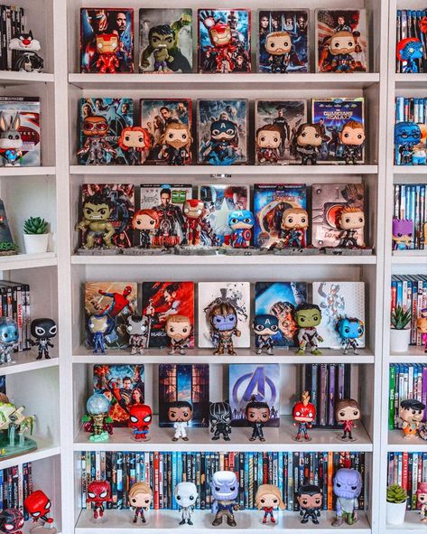 Marvel Room Ideas, Funko Display Ideas, Funko Pop Display Ideas, Funko Pop Shelves, Marvel Decor, Marvel Bedroom, Avengers Room, Funko Pop Display, Marvel Room