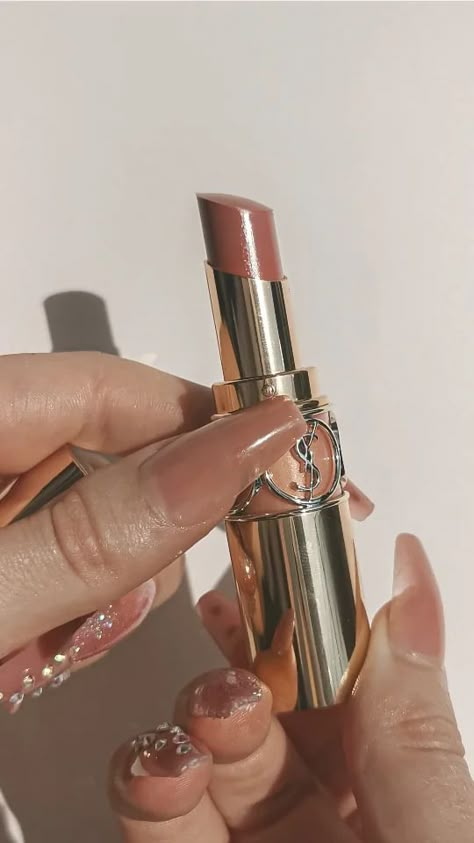 Am I the only one? 💄✨@yslbeauty Rouge Volupté Shine Lipstick Balm

✨color 44 Nude Lavalliere
✨hydrating lipstick balm with 65 % oils 
✨medium coverage & glossy finish

Been looking at these lipsticks for 10 years and finally got one. Actually I got a YSL pouch with a set of 3. Want to see the rest?
.
.
.
.
.
.
.
.
#ysl #yvessaintlaurent #yslbeauty #ysllipstick #rougevolupte #luxurymakeup #luxurybeauty #nudeaesthetic #nudelipstick #aesthetically #parisien #parisienne #parisiennestyle #howtobepar Ysl Lipstick Balm, Ysl Lipstick Aesthetic, Ysl Vibes, Ysl Makeup Lipstick, Yves Saint Laurent Aesthetic, Ysl Pouch, Saint Laurent Aesthetic, Ysl Aesthetic, Lipstick Aesthetic