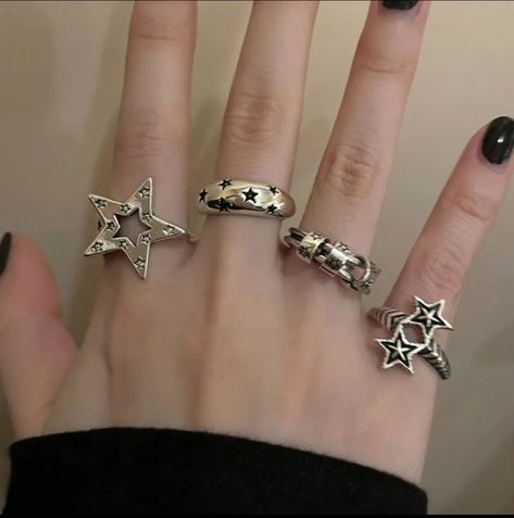 Grunge Ring, Grunge Accessories, Guts Tour, Dr Closet, Grunge Jewelry, Edgy Jewelry, Y2k Accessories, Dope Jewelry, Geometric Star