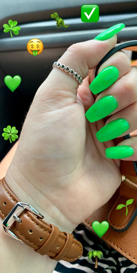 Highlighter Nails, Green Nails, Nails Design, Highlighter, Summer Nails, Nail Designs, Nails, Green, Design