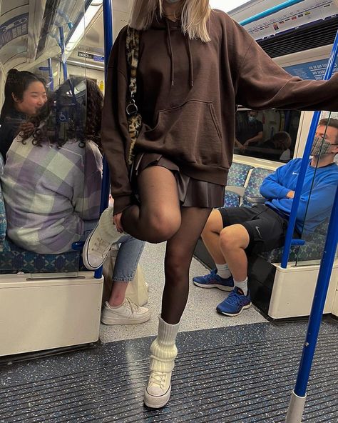 London, Brown, Leg warmers, Skirt, Hoodie, Converse, Tights, Aesthetic, Winter, Layering Aesthetic Leg Warmers, Winter Outfits Tights, How To Wear Leg Warmers, Hoodie With Skirt, Leg Warmer Outfits, Leg Warmer Outfit, Leg Warmers Outfit, Brown Tights, Aesthetic Brown