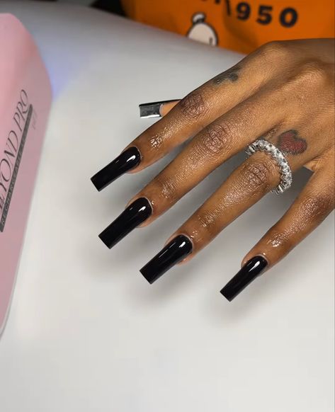 Long Black Gel Nails, Square Acrylic Nails Long Black, Black Rectangle Nails, Black Long Square Acrylic Nails, Basic Baddie Nails Square, Plain Black Square Nails, Medium Square Black Nails, Long Black Nails Ideas, Black Nails Square Long