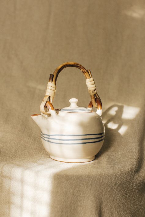 Teapot Photography, Marble Lotus, Hemp Textiles, Ceramic Photography, Aesthetic Pottery, Photography Set Up, Wes Anderson Films, Own Place, Natural Kitchen