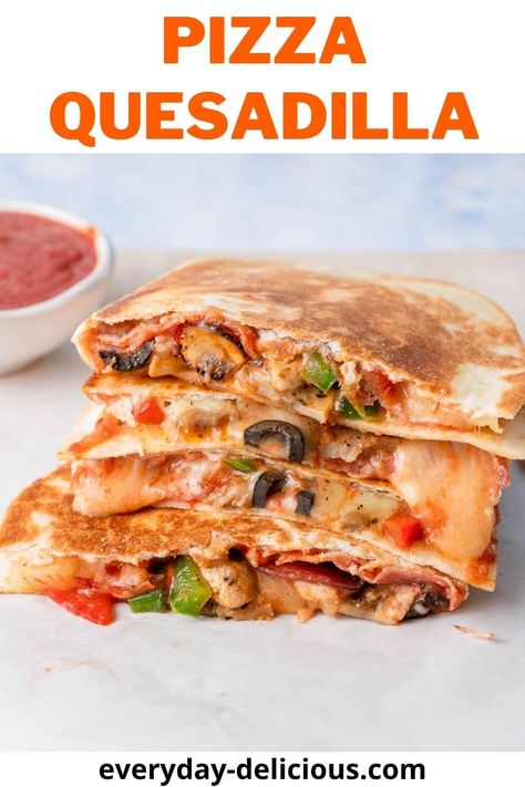 Baked Quesadilla, Pizza Quesadilla, Garlic Dip, Quesadilla Recipes, Flatbread Pizza, Black Olives, Sauteed Mushrooms, Breakfast Snacks, Pizza Toppings