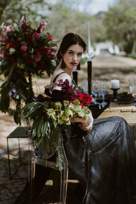 Black Beauty: Dark & Moody Wedding Inspiration | SouthBound Bride Moody Industrial, Couple References, Halloween Wedding Dresses, Goth Bride, Dark Wedding Theme, Wedding Makeup Bride, Goth Wedding, Dark Wedding, Black Bridal