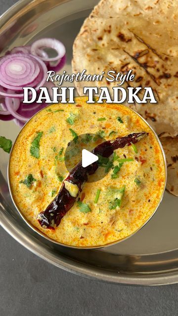 Rajasthani Food, Curd Recipe, Delicious Snacks Recipes, Chopped Tomatoes, Yummy Snacks, Indian Food Recipes, Food Blogger, Food Photography, Snack Recipes